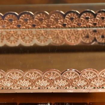 Cod 969 - Bandeja Requinte Arabesco Rose Gold - 22 x 22 cm
