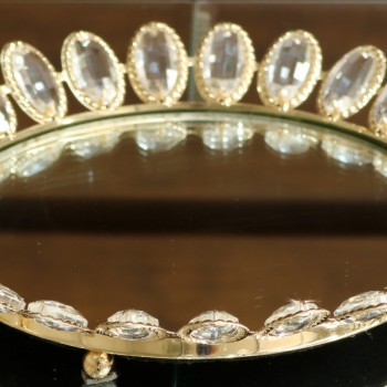 Cod 997 - Bandeja Luxo Ouro Cristais - 26 cm Ø baixa