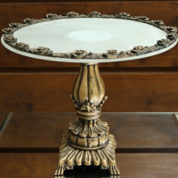 Cod 618 - Boleira Dourada Envelhecida Flores - Red. 38 cm Ø - Pé 30 cm