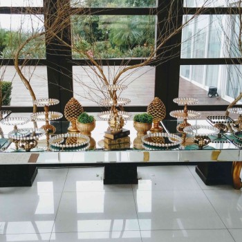 Cod 660 - Mesa Espelhada - Pés Dourados ou Prata - 1,00 x 3,00 m