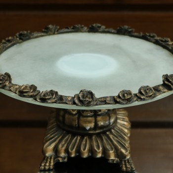 Cod 616 - Boleira Dourada Envelhecida Flores - Red. 32 cm Ø - Pé 15 cm